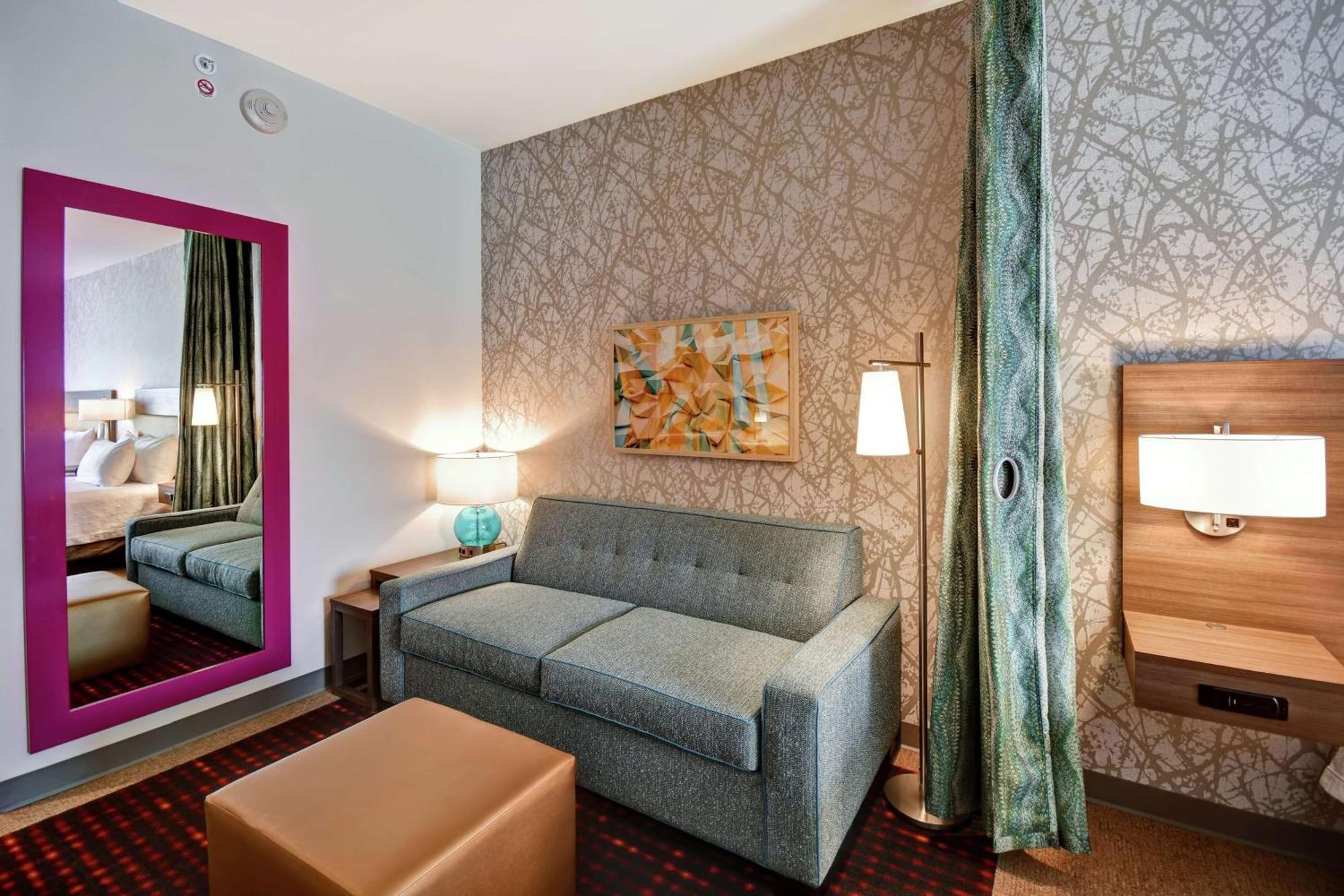 Home2 By Hilton North Springfield