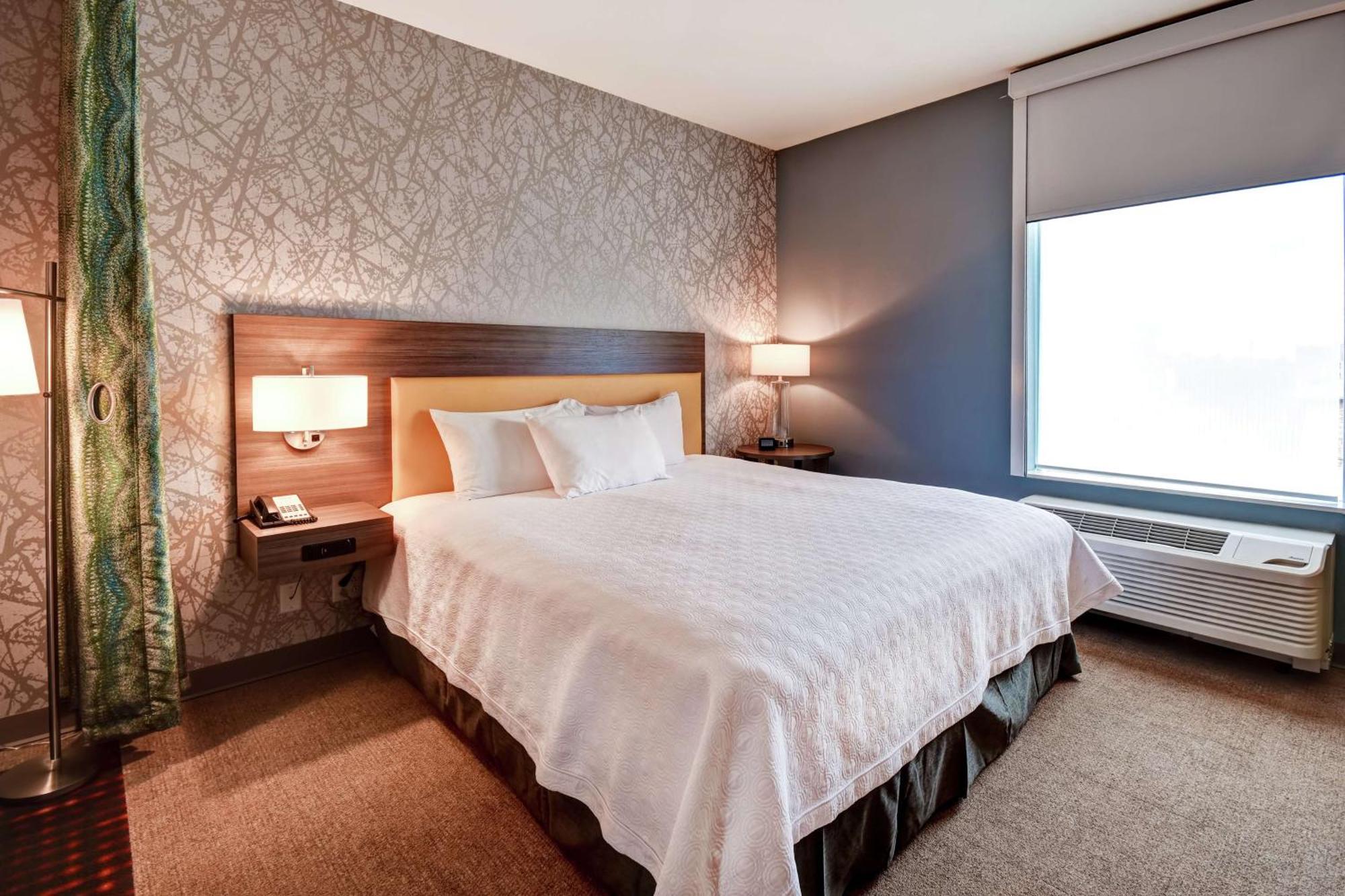 Home2 By Hilton North 3* Springfield